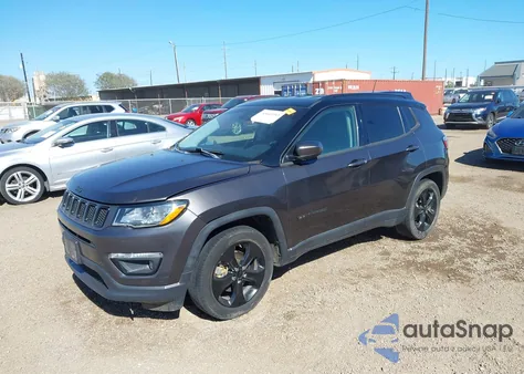 2019 Jeep Compass Altitude Fwd z USA, uszkodzony, nr VIN 3C4NJCBB2KT715726